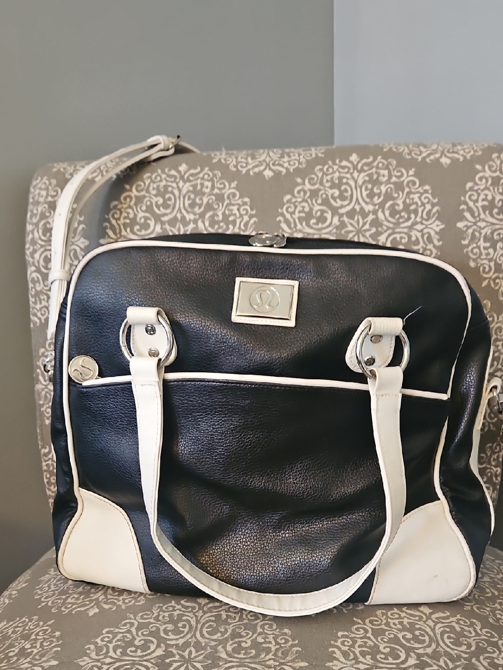 Lulu Lemon Classic Black and White Women's Tote Bag
